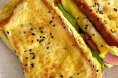 三明治机预热要加油吗，三明治机预热要刷油吗？