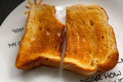 多士炉烤面包有害吗_多士炉和烤面包机的区别