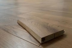 夏天地板鼓起来冬天能回去吗，夏天地板鼓起来怎么办？