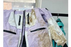 滑雪服用什么洗衣液好_滑雪服到底能不能洗