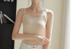 穿吊带还用不用穿内衣，穿吊带还用不用穿内衣睡觉？