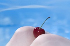 游泳泳衣会进水吗_游泳衣吸水吗