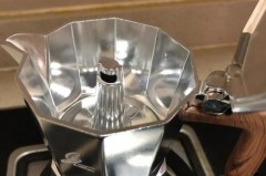 摩卡壶一定要用炉架吗，摩卡壶一定要用炉架吗为什么？