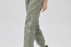 买羽绒裤是否要买大一号_羽绒裤要买大一码吗