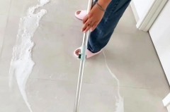 客厅地板太滑如何处理，客厅地板太滑如何处理干净