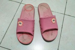 塑料拖鞋味道很重能穿吗_塑料拖鞋有味怎么办