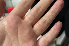 羊绒大衣掉毛是质量问题吗，羊绒大衣掉毛是质量问题吗怎么处理？