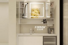 镜柜带毛巾杆好不好，镜柜带毛巾架好不好？