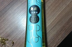 花露水晚上可以用吗_晚上涂花露水好吗