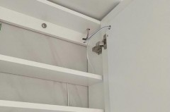镜柜玻璃坏了怎么换玻璃，玻璃镜柜安装注意事项？