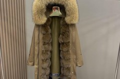 派克服几百块钱的是否真毛，派克服几百块钱是真毛吗