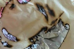 空气炸锅锡纸是放炸篮上面还是炸篮下面_空气炸锅里铺锡纸