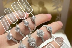 买dr钻戒双方都要成年吗，dr钻戒需要双方满18周岁吗？