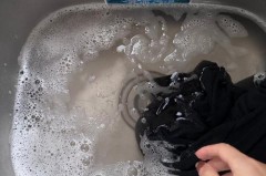 灯芯绒为什么褪色严重，灯芯绒面料褪色怎么办？