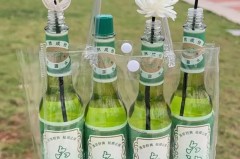 花露水喷衣服上有什么作用，花露水洒衣服上会有印吗