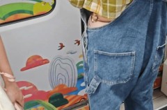 背带裙背带断了还能穿不，背带裙的背带总是掉？