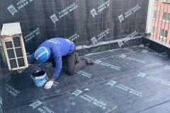 房顶防水几小时后下雨没事吧，屋顶防水做好后,多久放水测试