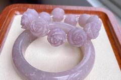 佘太翠手镯什么颜色算极品，佘太翠手镯有几种颜色