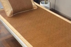 凉席适合生理期的人睡吗，睡凉席会痛经吗？