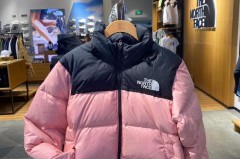 北面1996哪个颜色好看，北面1996哪个颜色好看女款？