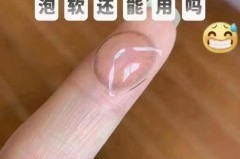 隐形眼镜放干了再泡软可以用么，隐形眼镜放干了还能泡回来吗