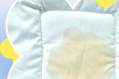 被子尿渍发黄如何清洗，被子被尿黄了怎么洗掉？