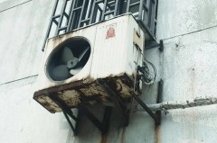 空调制热糊味是怎么回事，空调制热糊味持续多久?