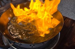 铁锅干烧会烧坏吗，铁锅干烧会怎样