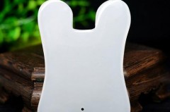 刮痧板上的油怎么清理_刮痧板上刮出白色的东西