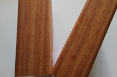 菠萝格是红木的一种吗_菠萝格跟红木的区别