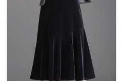 胖人穿金丝绒半身裙显胖吗，胖人穿金丝绒半身裙显胖吗图片