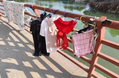 为什么牛仔裤有一股馊味_牛仔裤为什么总会有股难闻的味道