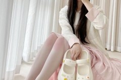 玛丽珍鞋配什么袜子，玛丽珍鞋搭配？