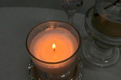 香薰蜡烛可以燃一晚上吗，香薰蜡烛可以燃一晚上吗多少钱