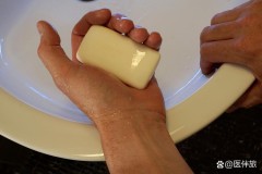 肥皂软了怎么变硬，肥皂软了是怎么回事？