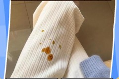 白色涂改液弄到衣服上怎么办，涂改液能补白色衣服吗