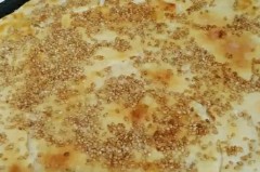 电饼铛里面可以倒水吗，电饼铛里面可以倒水吗为什么