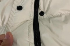 白鸭绒羽绒服可以用洗衣机洗吗，白鸭绒羽绒服可以用洗衣机洗吗白鸭羽绒服多少钱一斤件？