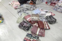 网上卖的便宜衣服是洋垃圾吗，网上便宜的衣服来源可靠吗？