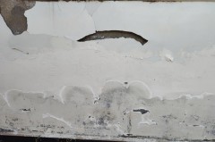 墙上的腻子为什么会掉_墙上刮的腻子为什么会爆起来