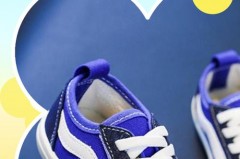 凉鞋走路的时候有带气的声音怎么回事_凉鞋走路时鞋子噗噗响怎么办