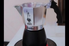 摩卡咖啡壶煮咖啡时有响声正常吗，摩卡壶发出尖叫,咖啡出不来