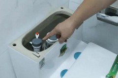 开水能往马桶里倒吗，开水能不能通马桶