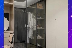 挂烫机可以放衣帽间吗，挂烫机可以放在阳台吗？