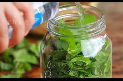 花露水洗澡放多少合适，花露水洗澡放多少克？