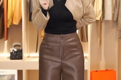 皮裤显胖还是显瘦，皮裤穿瘦点好看还是肥点好看