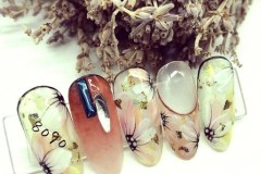 酒精可以稀释指甲油吗，酒精能擦指甲油？