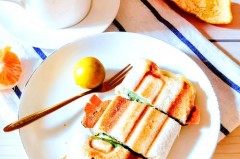 三明治机预热要盖起来吗，三明治机预热多长时间