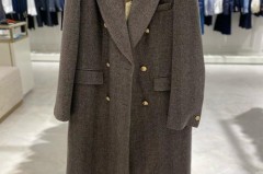 绵羊毛大衣买回来有味道正常吗_绵羊毛大衣有味道了怎么清洗