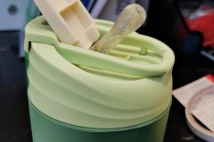 宝宝用的吸管发霉了还能用吗，宝宝用了发霉的吸管喝水怎么办？